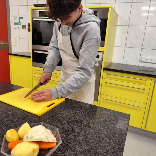 Zubereitung in der Schulküche